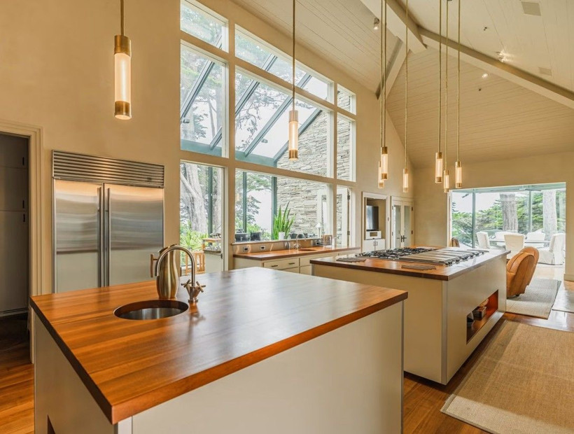 'Temel İçgüdü'deki meşhur ev rekor fiyata satışa çıktı - Resim: 12