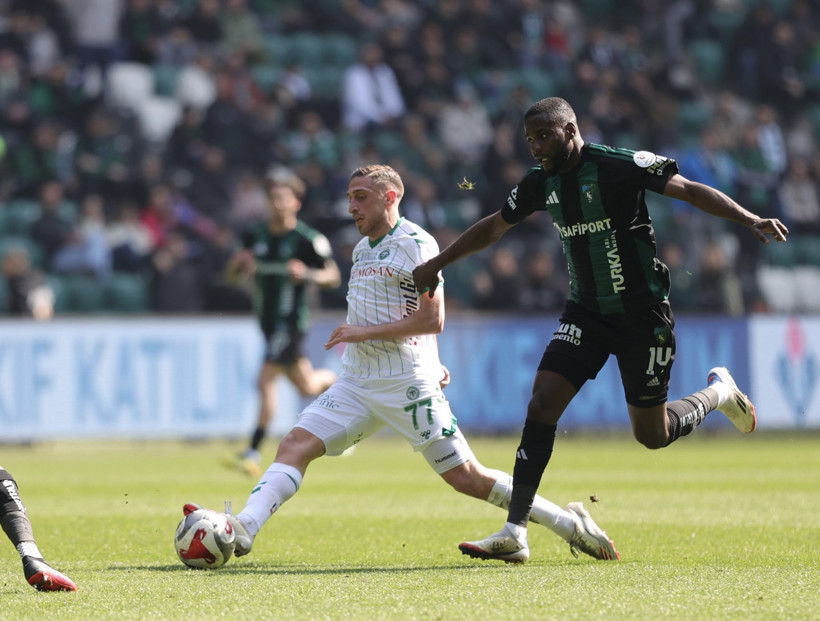 Süper Lig'de olay: Kocaelispor-Konyaspor maçında kulübeyi boşalttılar! - Resim : 1
