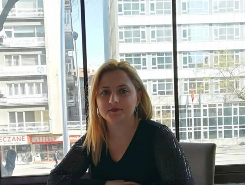 Gülhan'ı altınları için öldüren komşuya ağırlaştırılmış müebbet, eşine beraat - Resim : 1