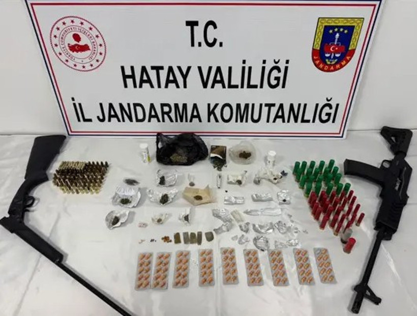 Uyuşturucu ihbarı sonrası harekete geçildi: Adresten bakın neler çıktı