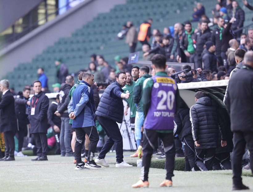 Süper Lig'de olay: Kocaelispor-Konyaspor maçında kulübeyi boşalttılar! - Resim : 2