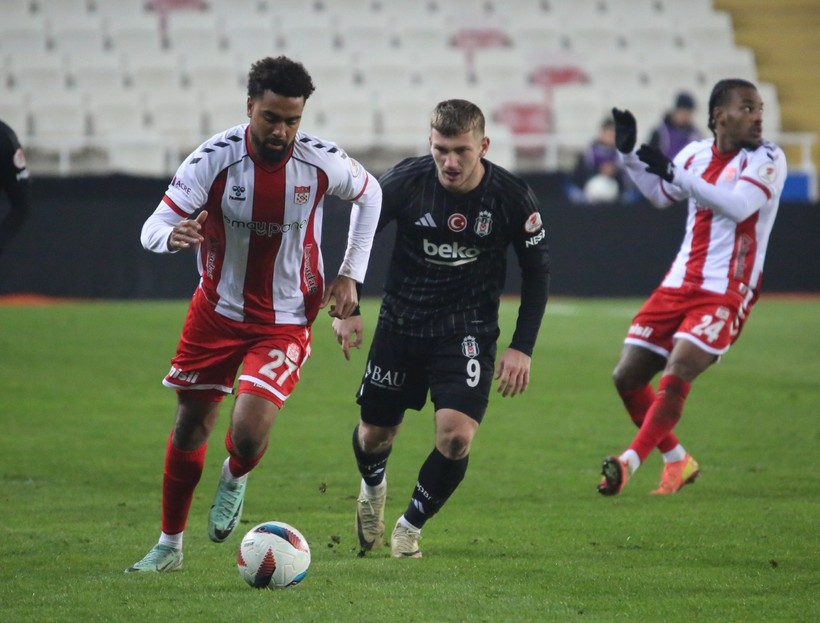 Beşiktaş, buz gibi Sivas deplasmanından galibiyetle ayrıldı - Resim : 1