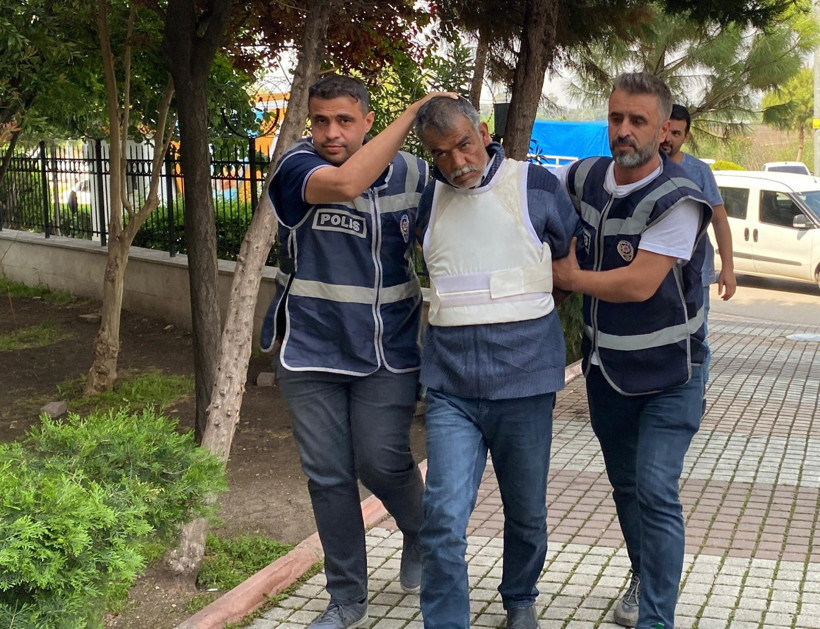 'Barışıp' eve dönmüştü: Beş çocuğunun annesini öldürdü - Resim : 1