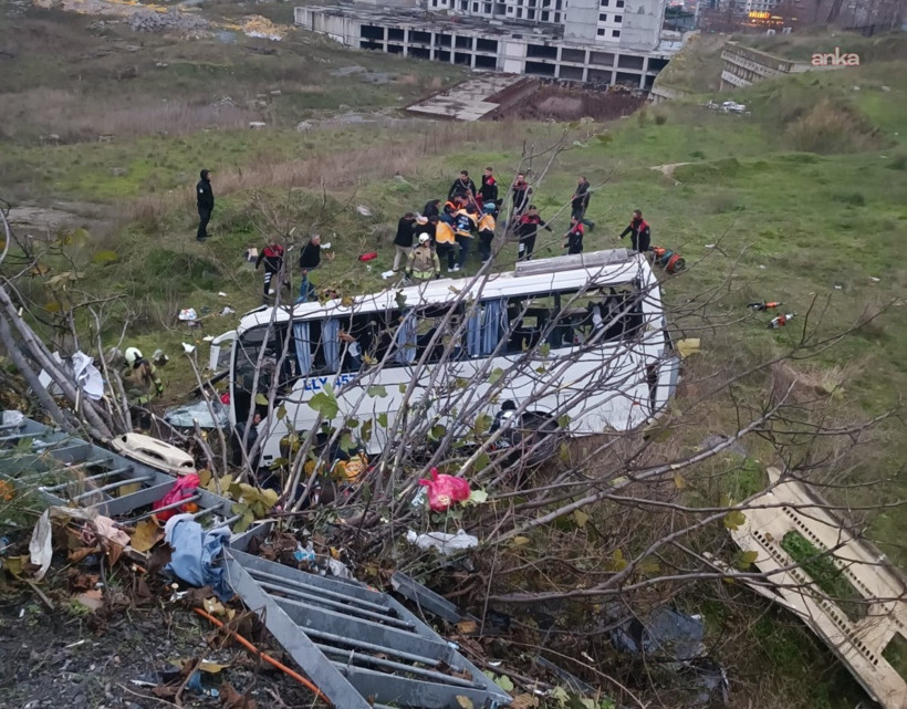 İstanbul'da otobüs şarampole yuvarlandı: 4 ölü, 3’ü ağır 7 yaralı - Resim : 3