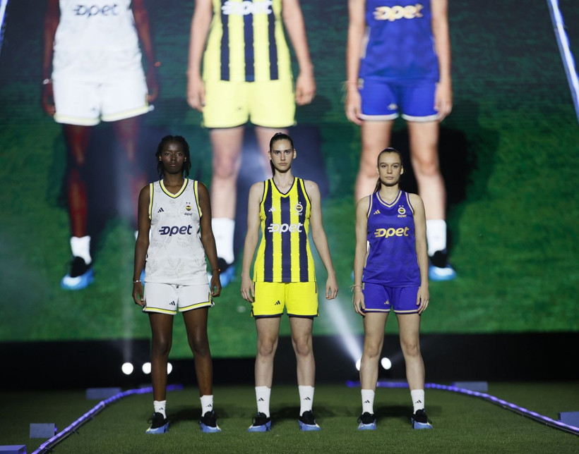 Kadıköy'de büyülü gece: Fenerbahçe'den unutulmaz lansman - Resim: 23
