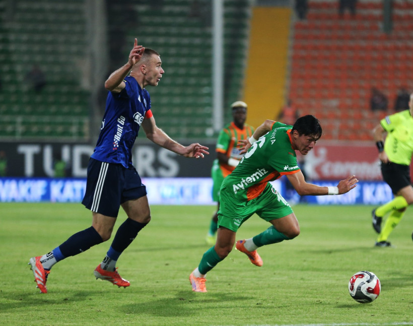 Kasımpaşa, Alanya'da 4 dakikada kazandı - Resim : 1