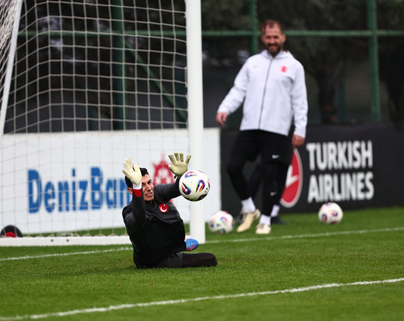 Berke Özer Milli Takım kampını terk etti, kadro dışı kaldı: Açıklama yaptı! - Resim : 2