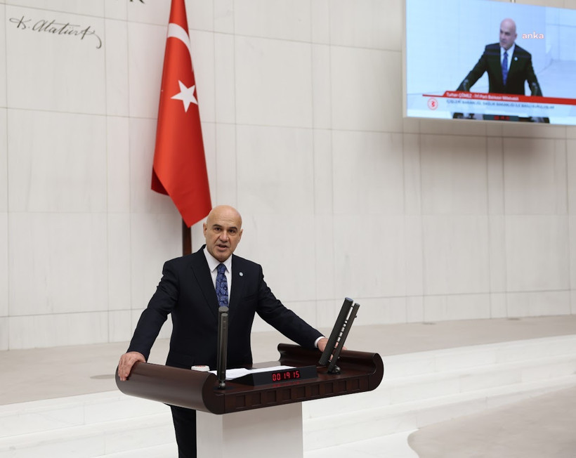 Fatma Betül Sayan Kaya için Meclis harekete geçti. Tıp eğitimi ve İSBAK dönemi soruldu - Resim : 1