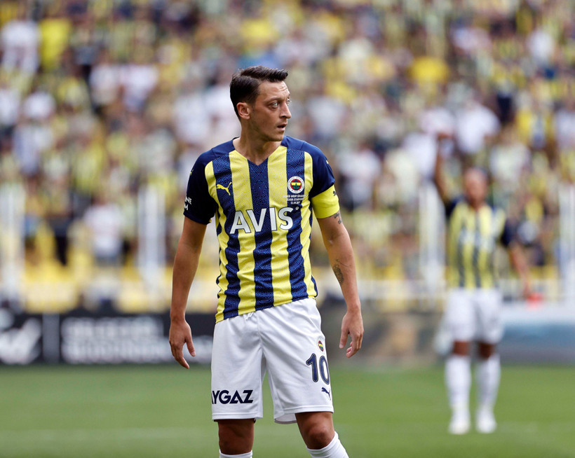 Mesut Özil ve babasıyla ilgili gerçekler: Milyonlarca euro tazminat, Ferrari ve kopan ilişki! - Resim : 3