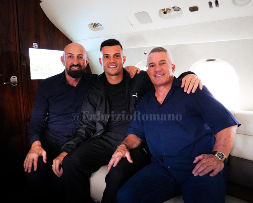 Xhaka yeniden Premier Lig'de: Sağlık kontrollerinden geçip imzayı atacak - Resim : 1