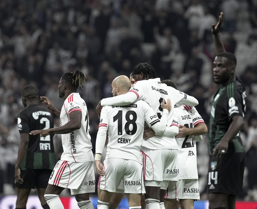 Galatasaray evinde aslan, Beşiktaş deplasmanda hayalet - Resim : 2