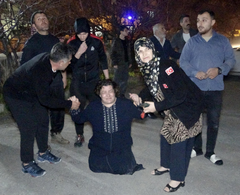 Eşi terk edince evi yakıp mesaj attı - Resim : 2