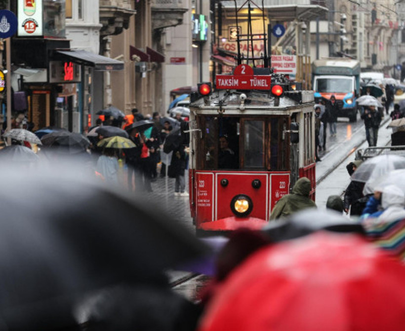 Sağanak İstanbul'a geri döndü. Saatler içinde başlayacak - Resim : 5