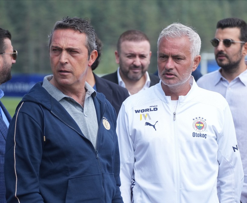Ali Koç Mourinho kararını verdi! İhtimaller: Yüzde 90'a yüzde 10! - Resim : 1