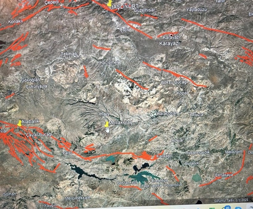 Naci Görür bölgeyi uyardı: Benzer depremler beklenebilir - Resim : 1
