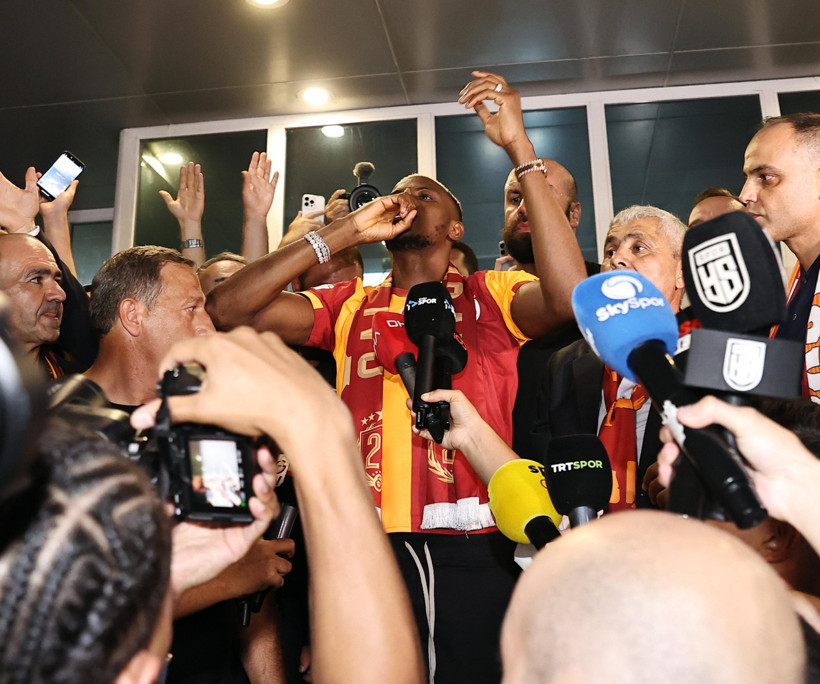 Osimhen İstanbul'da: Tarihi transfer gerçekleşti - Resim : 2