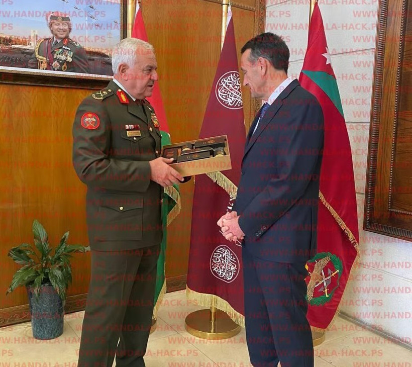 İranlı hackerler, İsrail'in eski genelkurmay başkanının telefonunu hackledi - Resim : 1