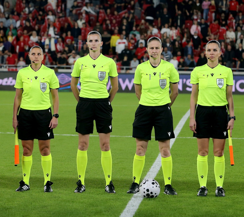 Milli marş okunurken hakem bayıldı: İzmir'de korkutan an! - Resim : 3