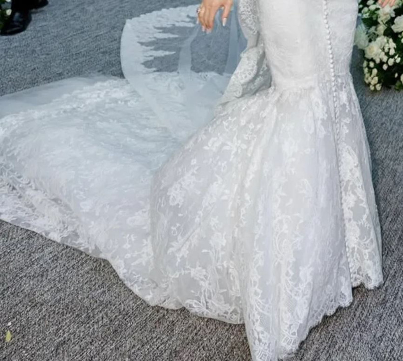 Lauren Sanchez'in yapımı 900 saat süren gelinliği dikkat çekti - Resim: 6