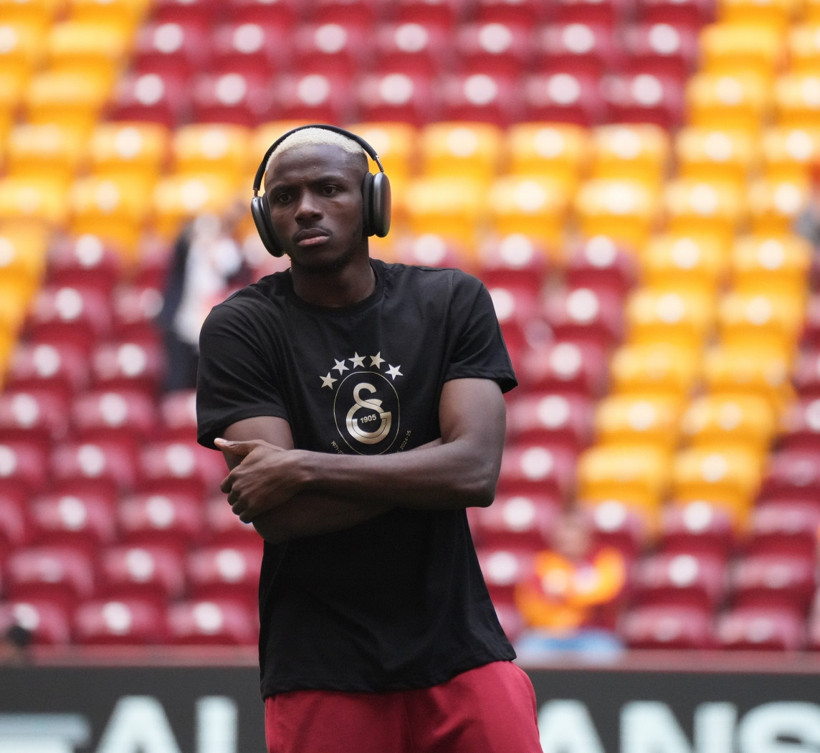 Galatasaray, Osimhen için çılgın bonservise 'tamam' dedi! Top artık Napoli'de - Resim : 1