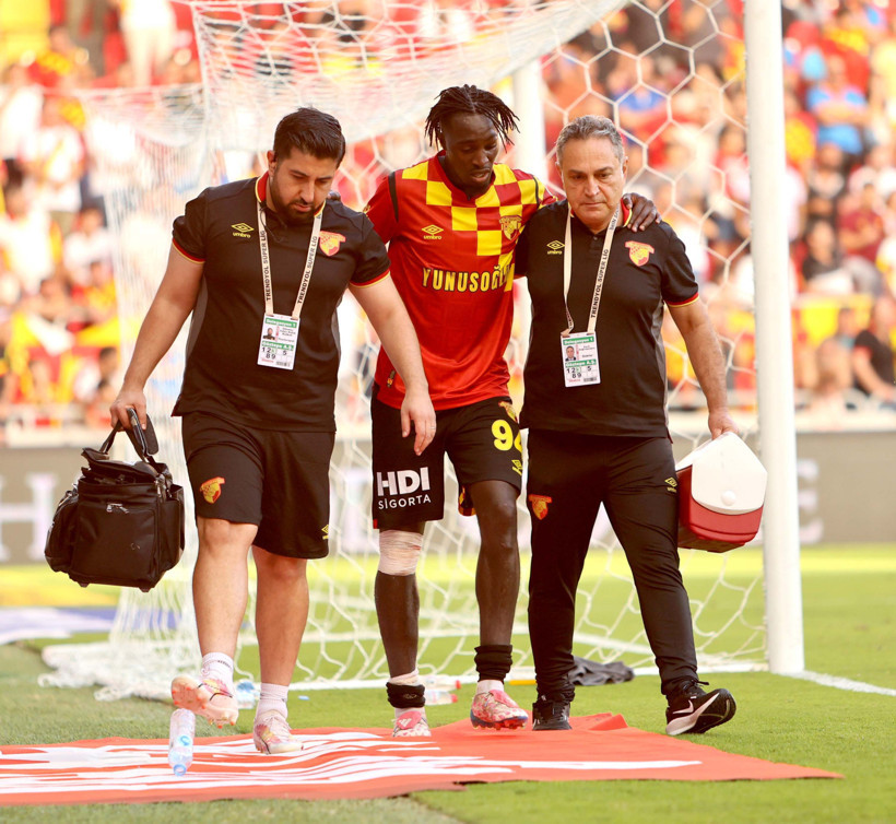 Bir türlü iyileşemedi, Göztepe vazgeçti! - Resim : 1