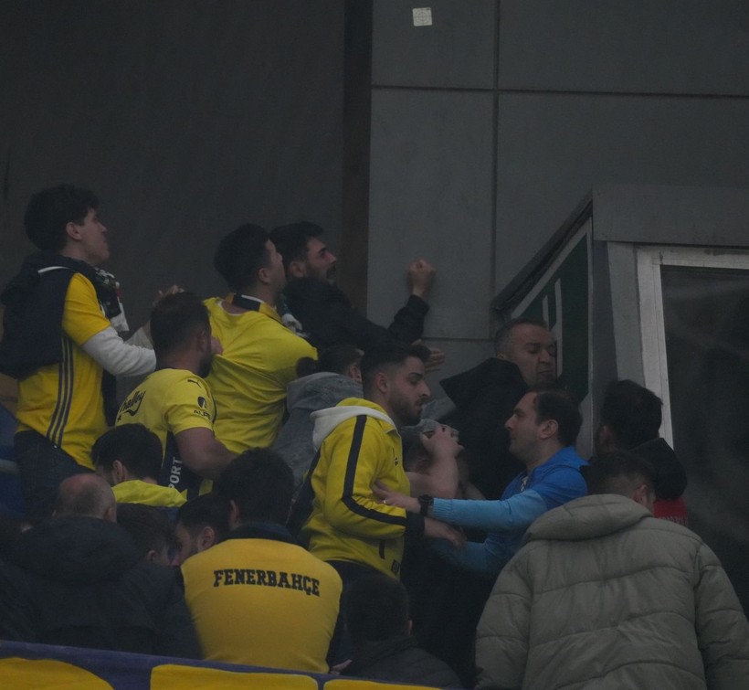Stat değil çilehane: Yine Fenerbahçe yine aynı görüntüler! - Resim: 19
