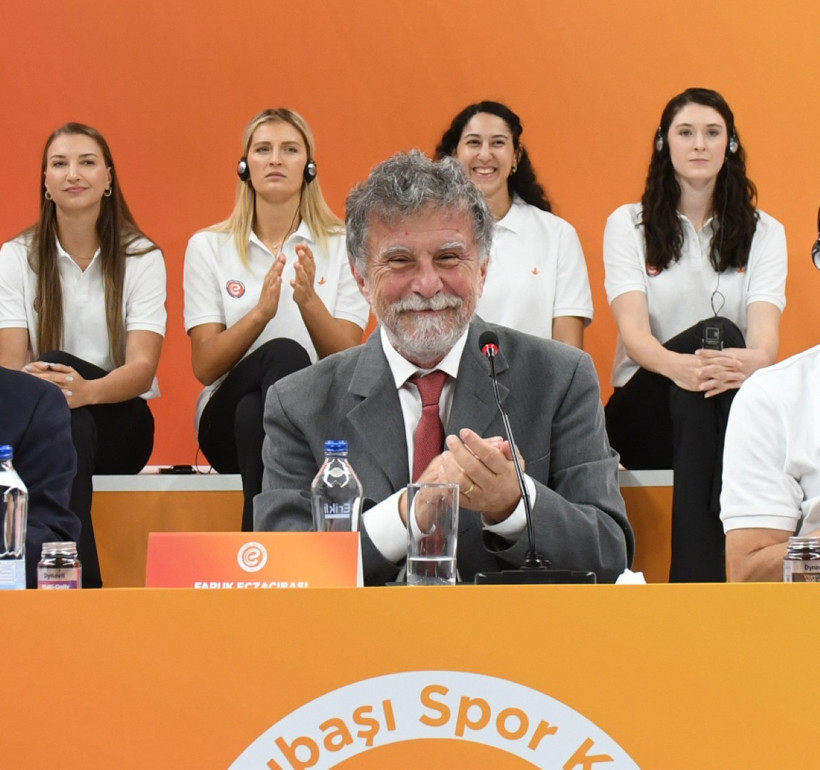 Eczacıbaşı Dynavit yeni sezonu yeni evinde açtı: 4000 kişilik dev salon - Resim : 1