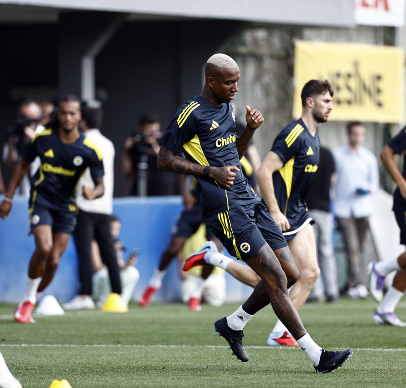 Corinthians ve Gremio ile anılmıştı: Talisca'dan ayrılık açıklaması geldi - Resim : 1
