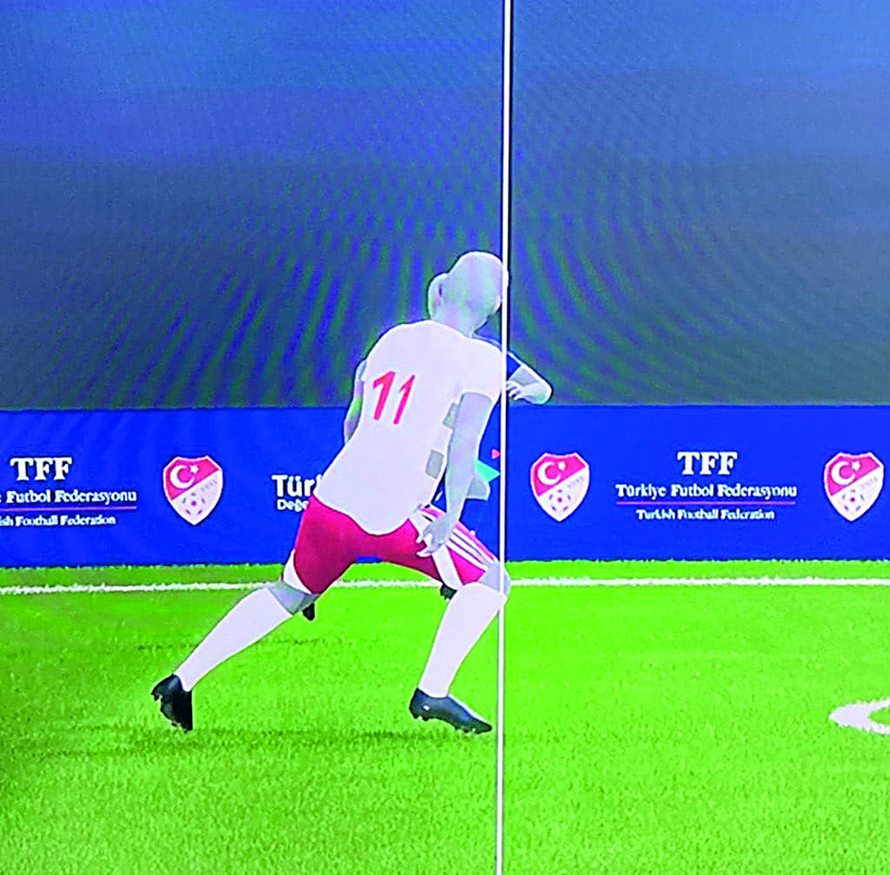 Futbol dünyası yarı otomatik sistemin belirlediği ofsaytları tartışıyor: Oyunun ruhuna milimetre ayar - Resim : 3