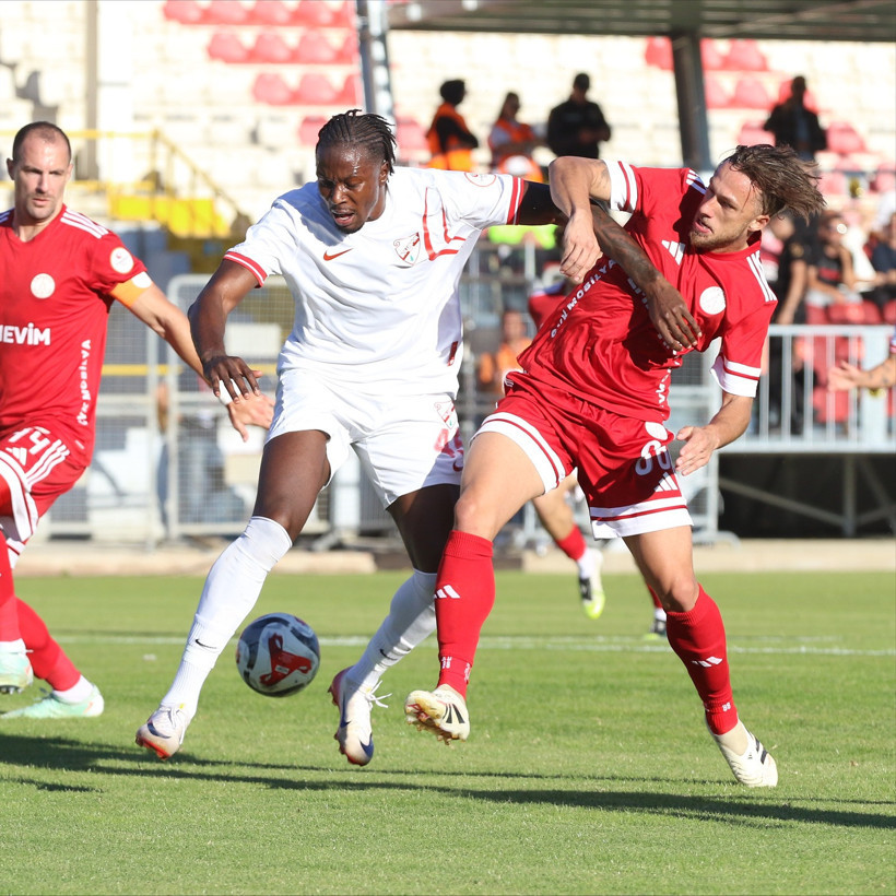 Ümraniyespor, Boluspor’u deplasmanda 1-0 mağlup etti - Resim : 1