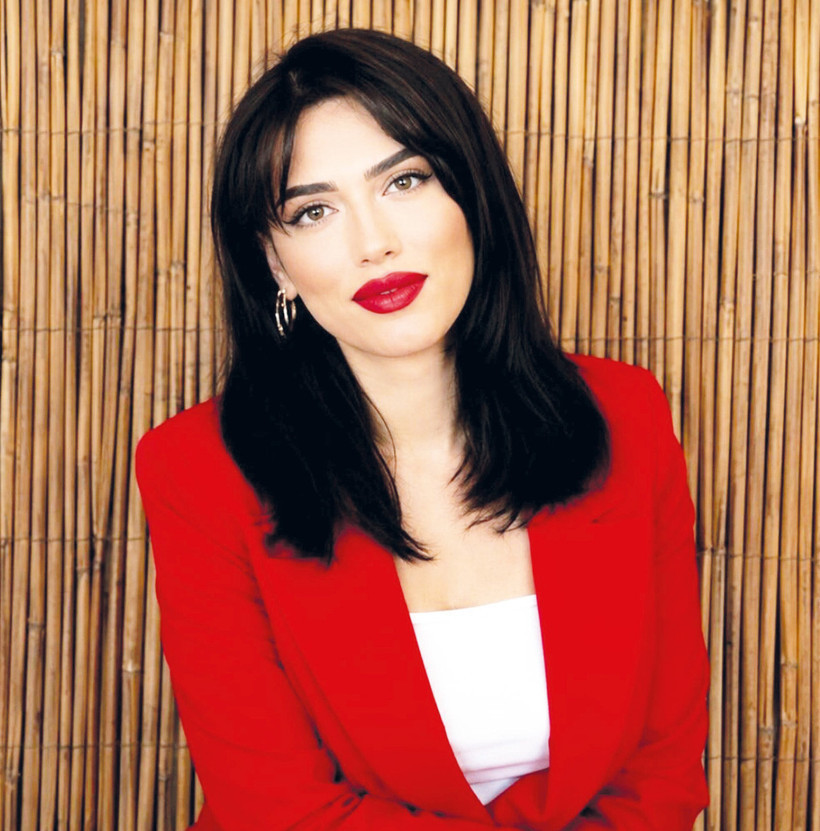 Irmak öğretmen tek değilmiş - Resim : 1