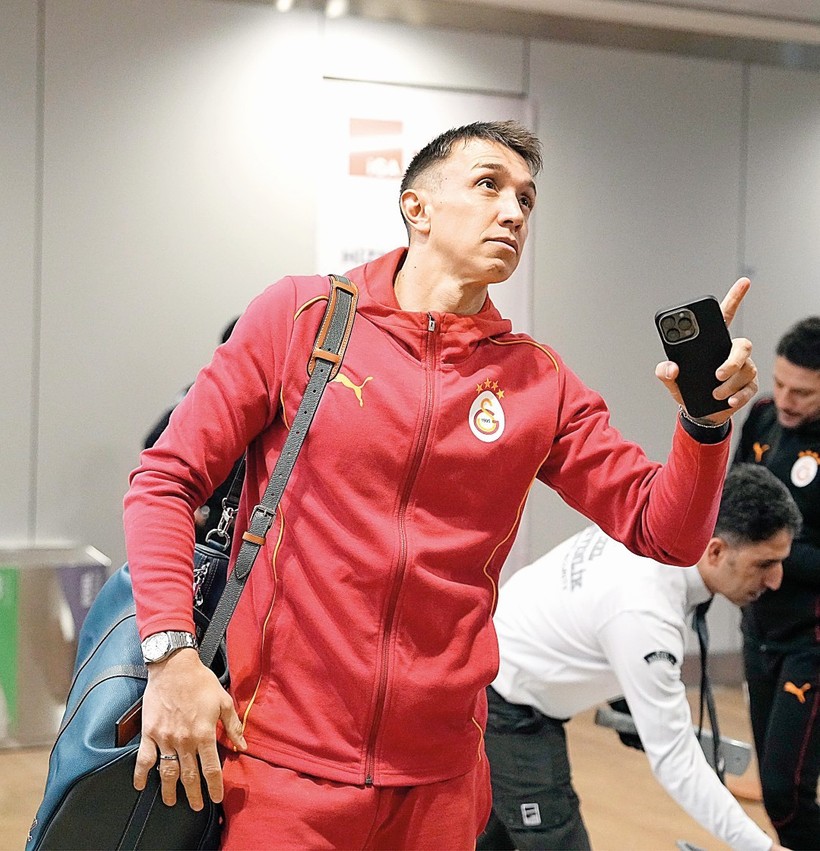 Galatasaray ile Uruguaylı efsane arasında ipler kopma noktasında: Muslera yolun sonunda - Resim : 2