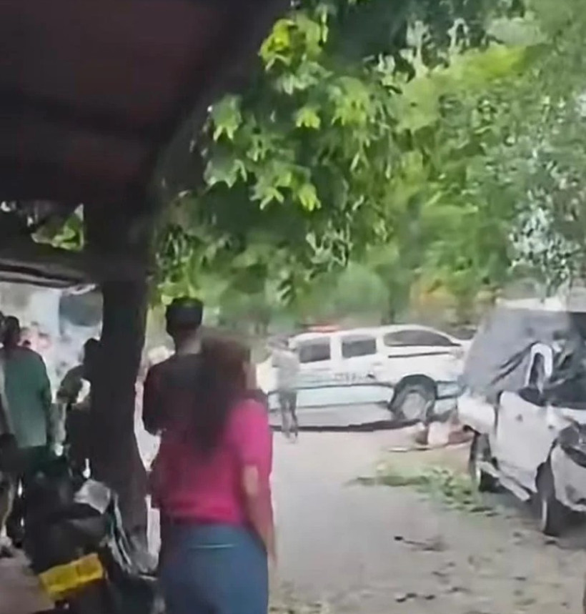 Kolombiya sınır kentinde patlama 4 polis yaralandı - Resim : 1