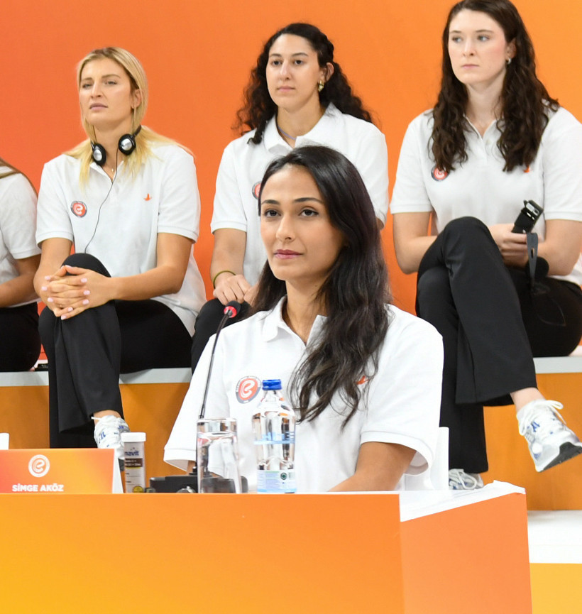 Eczacıbaşı Dynavit yeni sezonu yeni evinde açtı: 4000 kişilik dev salon - Resim : 4