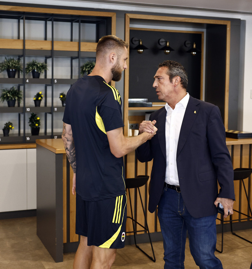 Ali Koç'tan Kerem Aktürkoğlu ve transfer açıklaması: 'Teklifler şartlıydı' - Resim : 1