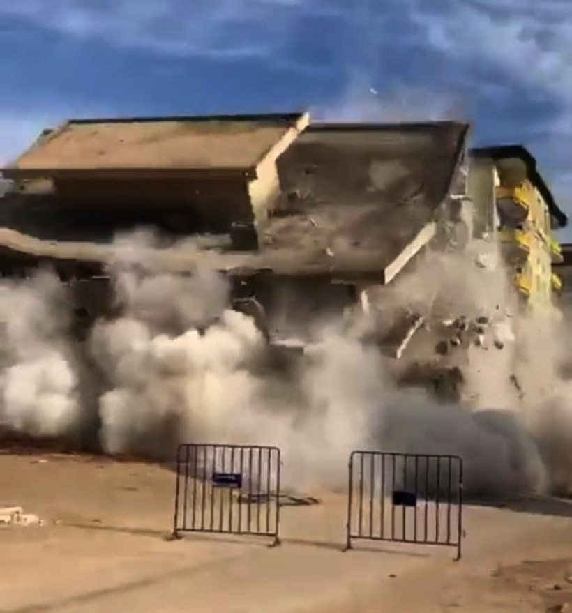 Gaziantep'teki bina yıkılmadan çöktü - Resim : 1