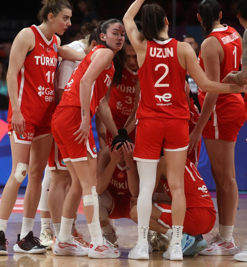 Canınız sağ olsun Potanın Perileri: EuroBasket'e çeyrek finalde veda ettik - Resim : 1