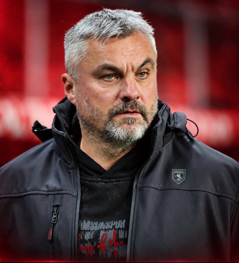 Trabzonspor ezeli rakibinin eski hocasıyla anlaştı. Taraftar isyan etti - Resim : 1