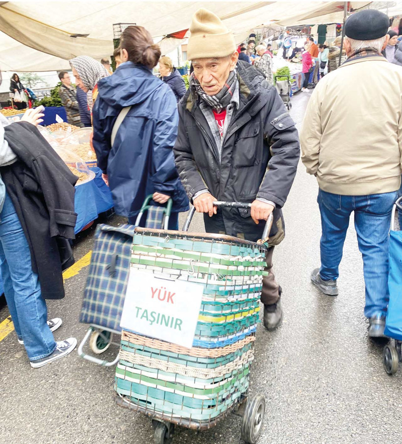Emekli değilim, zaten bize vermezler, bizden alırlar - Resim : 2