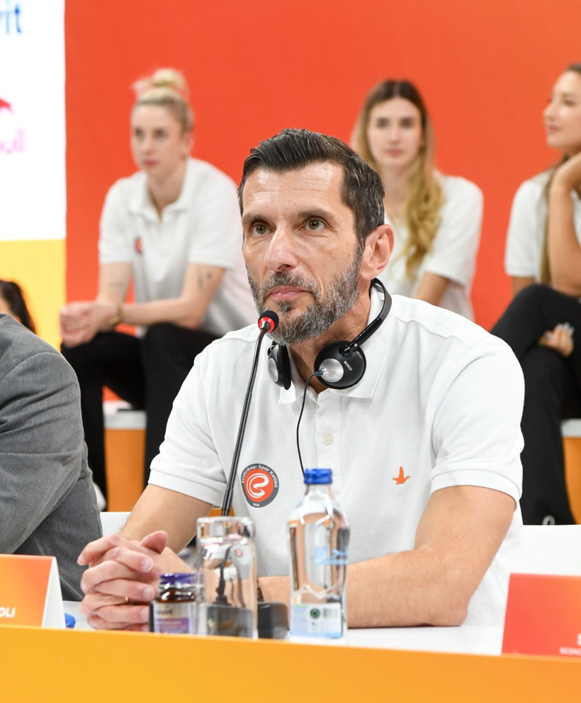 Eczacıbaşı Dynavit yeni sezonu yeni evinde açtı: 4000 kişilik dev salon - Resim : 3